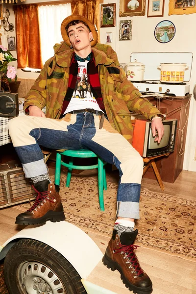 Look 9